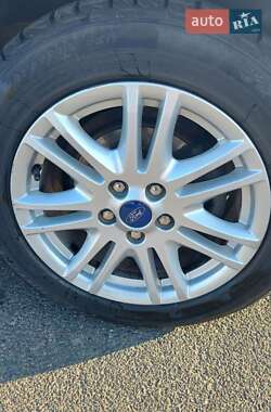Мінівен Ford C-Max 2015 в Києві