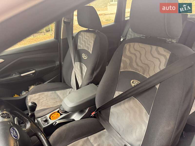 Минивэн Ford C-Max 2012 в Лозовой