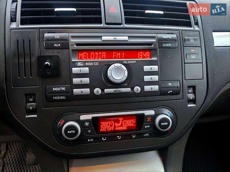 Мінівен Ford C-Max 2009 в 