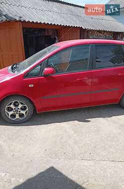 Минивэн Ford C-Max 2008 в Перегинском