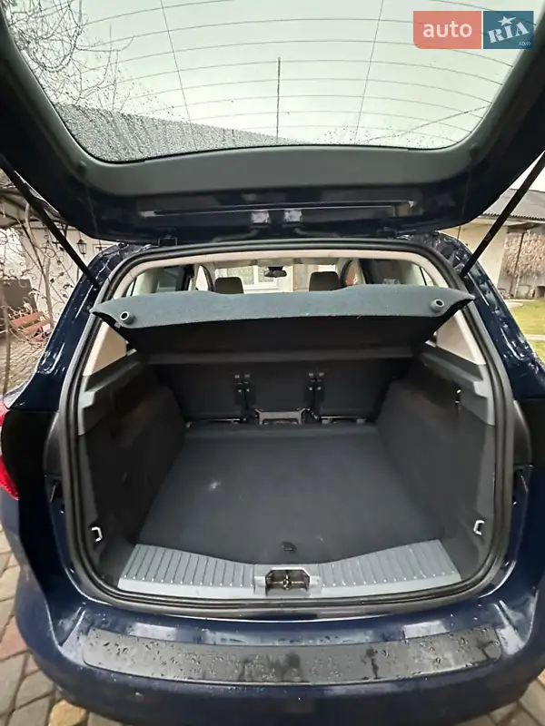Минивэн Ford C-Max 2013 в 