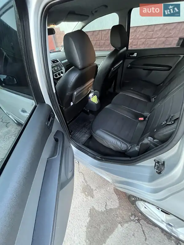 Минивэн Ford C-Max 2006 в 