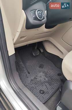 Мінівен Ford C-Max 2017 в 