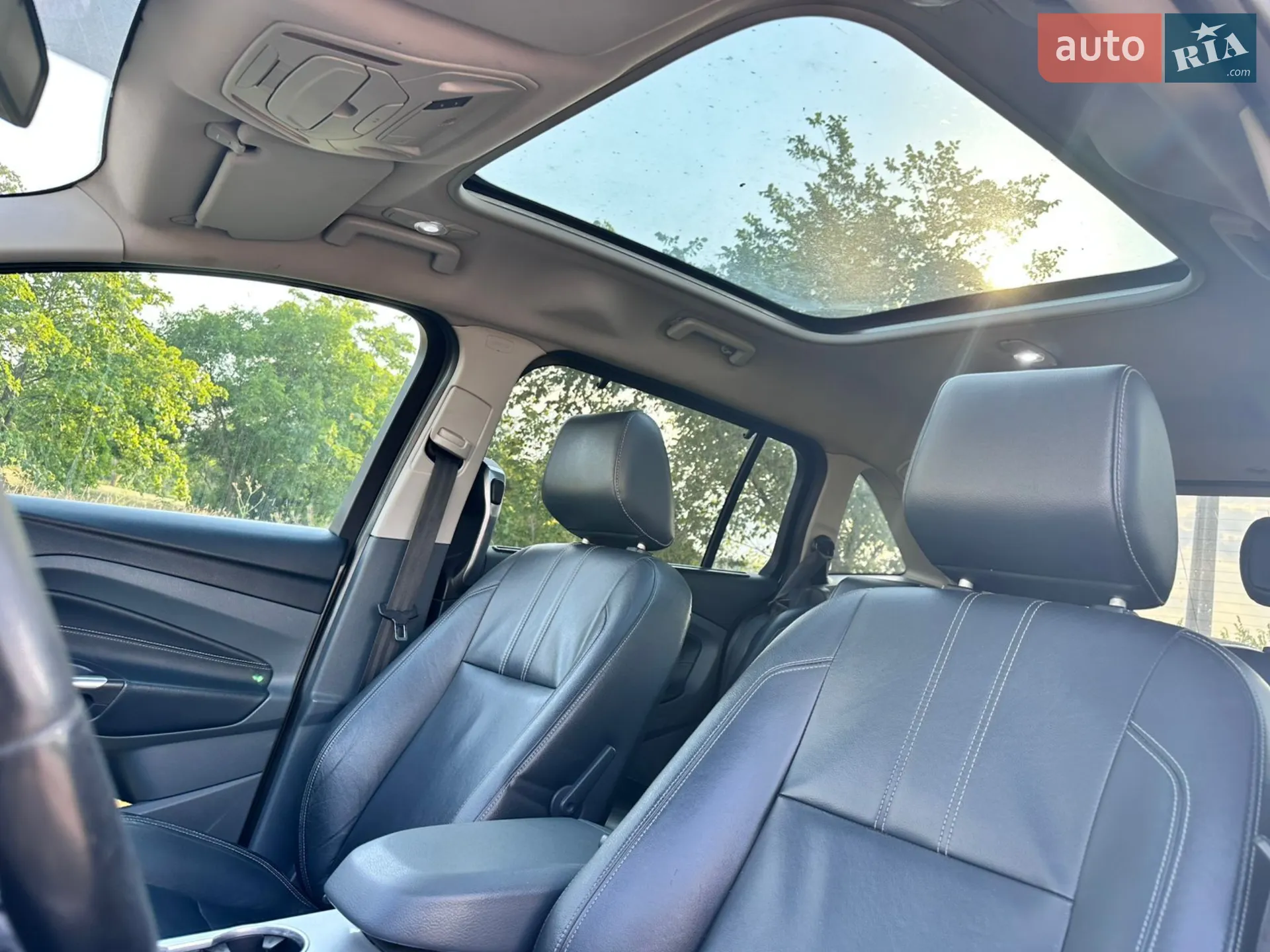 2010 Ford C-MAX - мініатюра 2