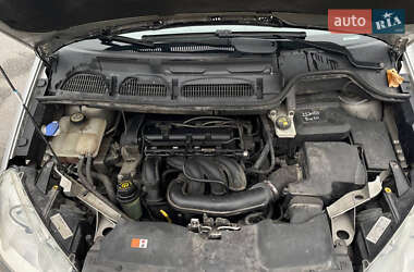 Минивэн Ford C-Max 2009 в 