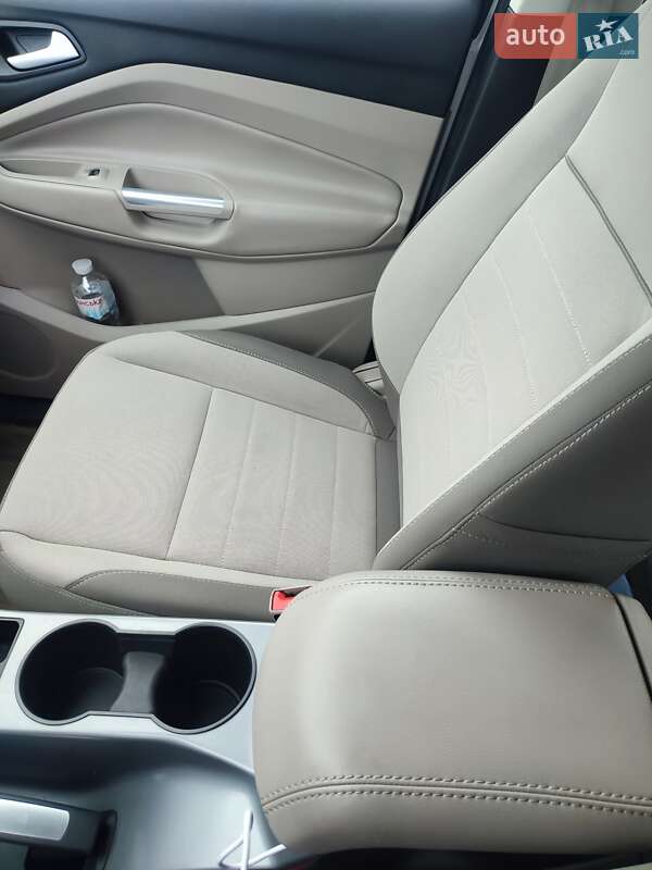 Минивэн Ford C-Max 2014 в Борисполе