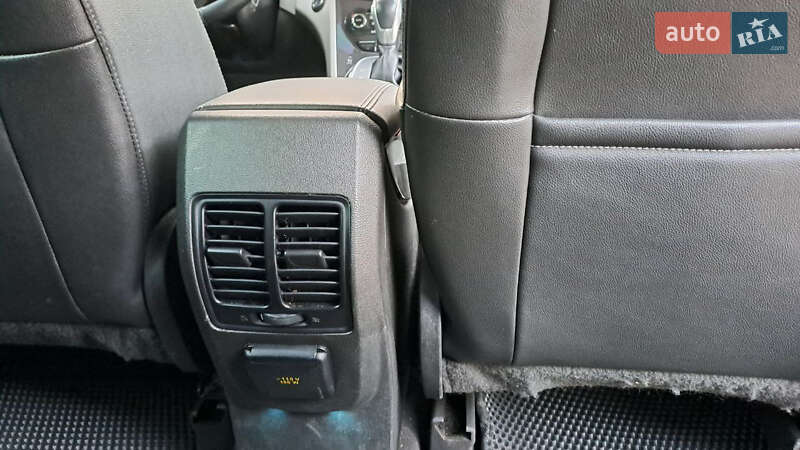 Мінівен Ford C-Max 2015 в Золочеві