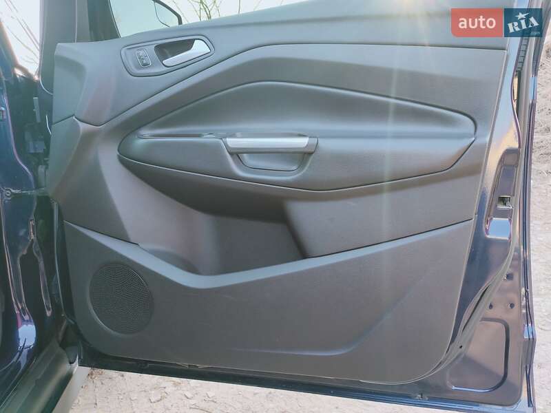 Минивэн Ford C-Max 2017 в Киеве фото 21 Минивэн Ford C-Max 2017 в Киеве