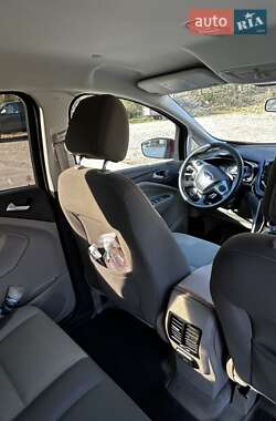Мінівен Ford C-Max 2013 в 
