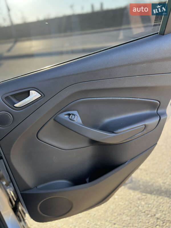 Минивэн Ford C-Max 2016 в Одессе