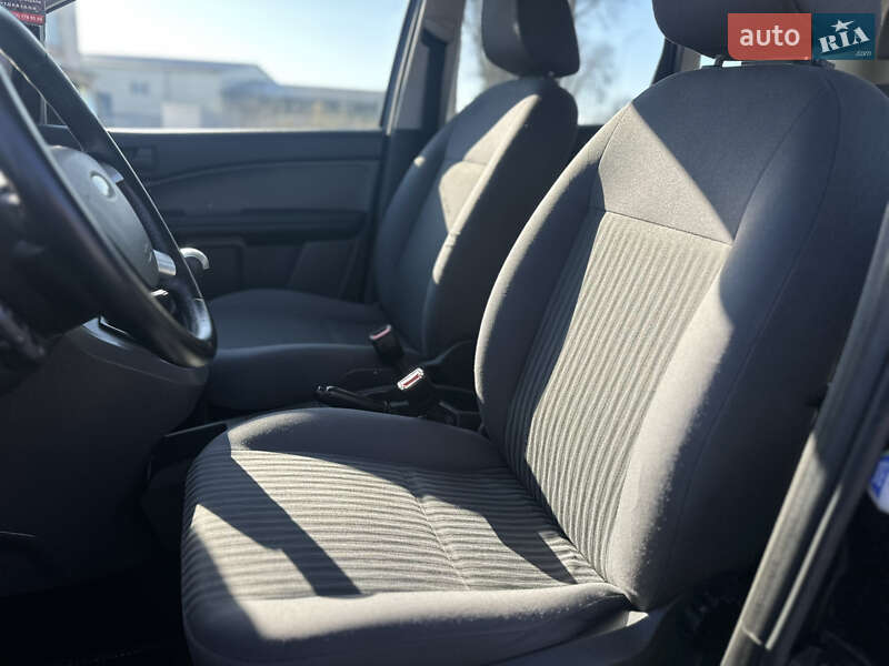 Мінівен Ford C-Max 2005 в Вінниці