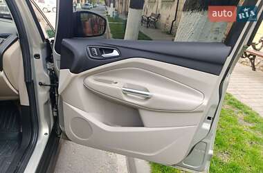 Минивэн Ford C-Max 2016 в 