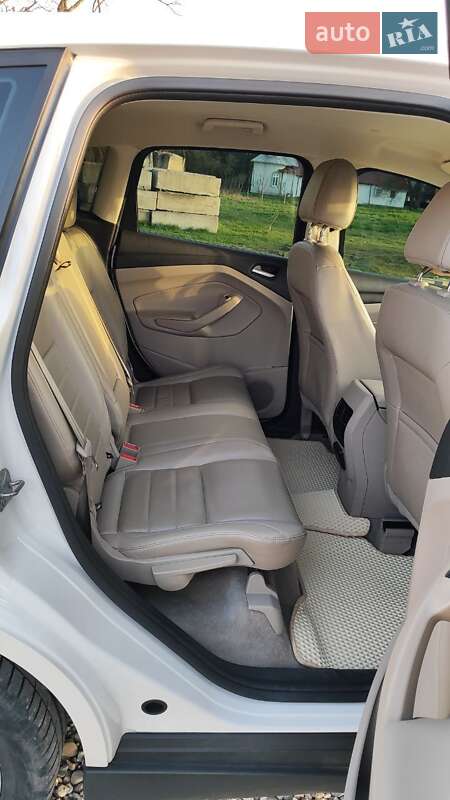 Мінівен Ford C-Max 2015 в Чернівцях