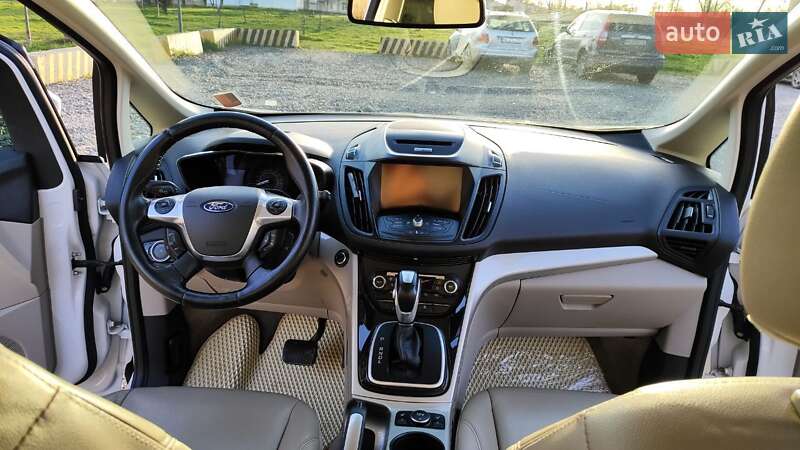 Мінівен Ford C-Max 2015 в Чернівцях