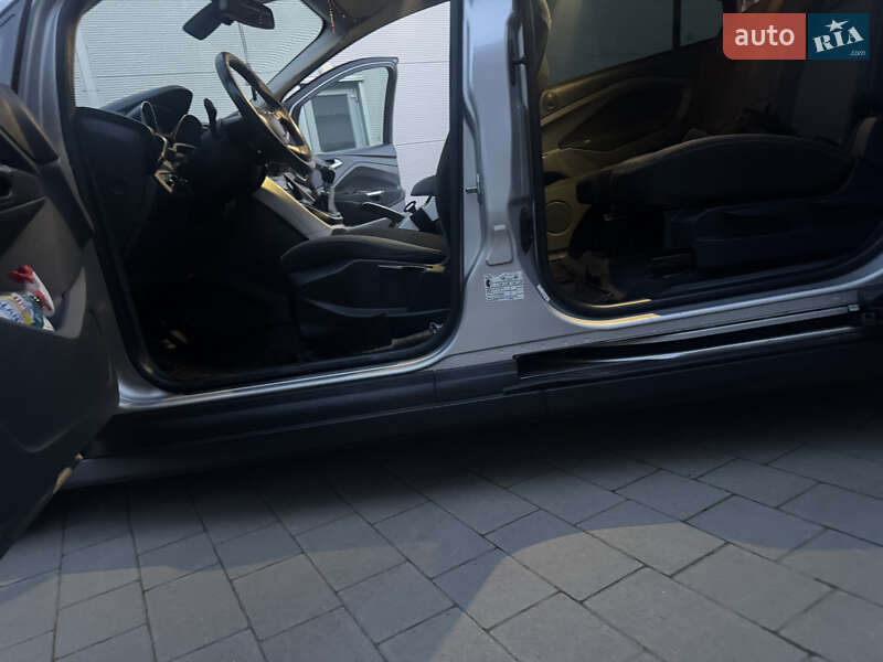 Минивэн Ford C-Max 2011 в Ивано-Франковске