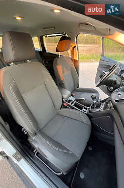 Минивэн Ford C-Max 2016 в 