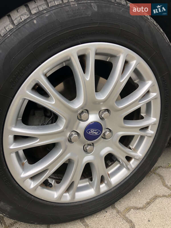 Минивэн Ford C-Max 2012 в Стрые