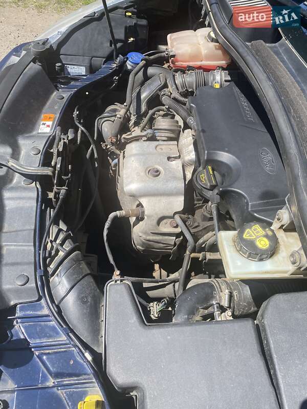 Мінівен Ford C-Max 2013 в Чернівцях