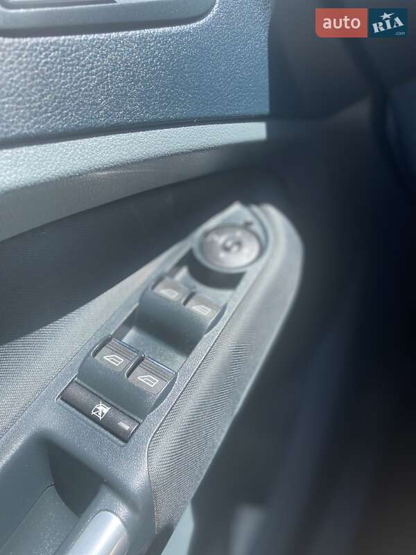 Мінівен Ford C-Max 2013 в Чернівцях