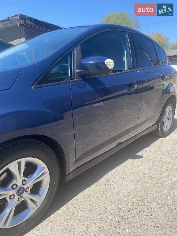 Мінівен Ford C-Max 2013 в Чернівцях