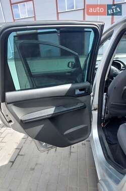 Минивэн Ford C-Max 2005 в 