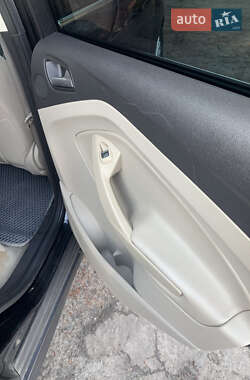 Минивэн Ford C-Max 2013 в 