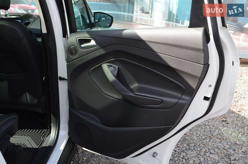 Минивэн Ford C-Max 2015 в Киеве