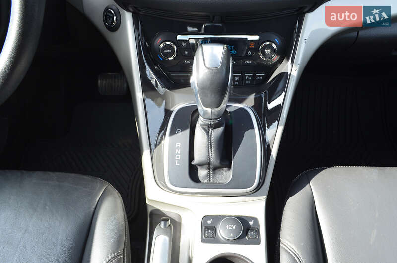 Минивэн Ford C-Max 2015 в Киеве