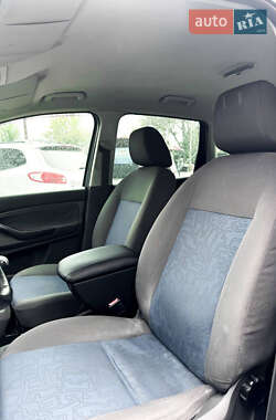 Мінівен Ford C-Max 2007 в 