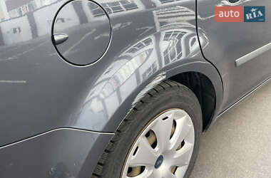 Минивэн Ford C-Max 2010 в 