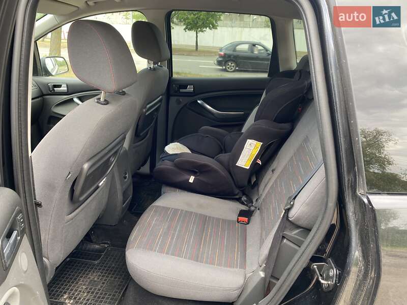 Минивэн Ford C-Max 2010 в Киеве