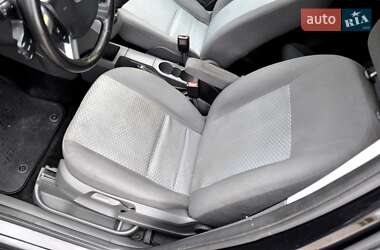 Мінівен Ford C-Max 2003 в 