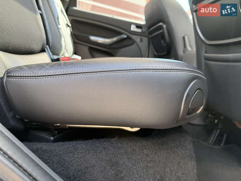 Минивэн Ford C-Max 2009 в Умани фото 62 Минивэн Ford C-Max 2009 в Умани