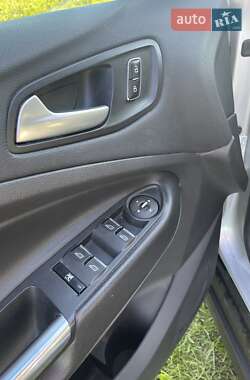 Минивэн Ford C-Max 2015 в 