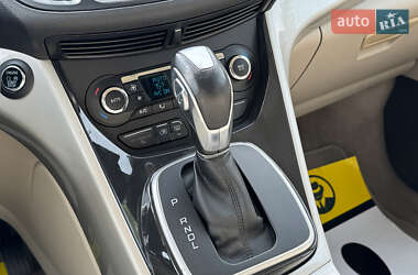 Минивэн Ford C-Max 2016 в 