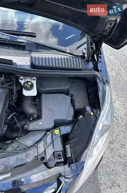 Мінівен Ford C-Max 2014 в 