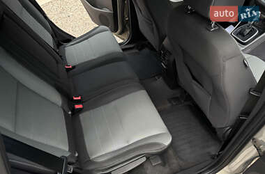 Минивэн Ford C-Max 2016 в 