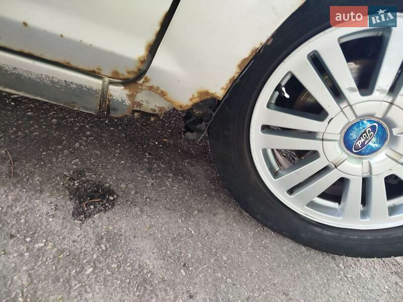 Мінівен Ford C-Max 2004 в Запоріжжі