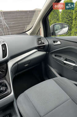 Минивэн Ford C-Max 2013 в 