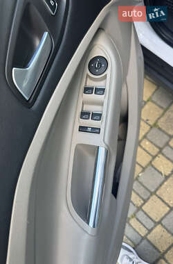 Минивэн Ford C-Max 2014 в 
