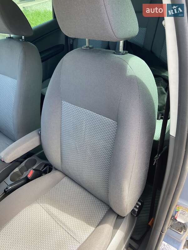 Мінівен Ford C-Max 2006 в Києві