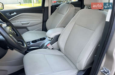 Минивэн Ford C-Max 2016 в 
