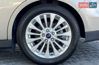 Минивэн Ford C-Max 2016 в 