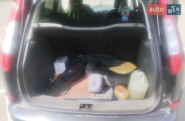 Мінівен Ford C-Max 2005 в 