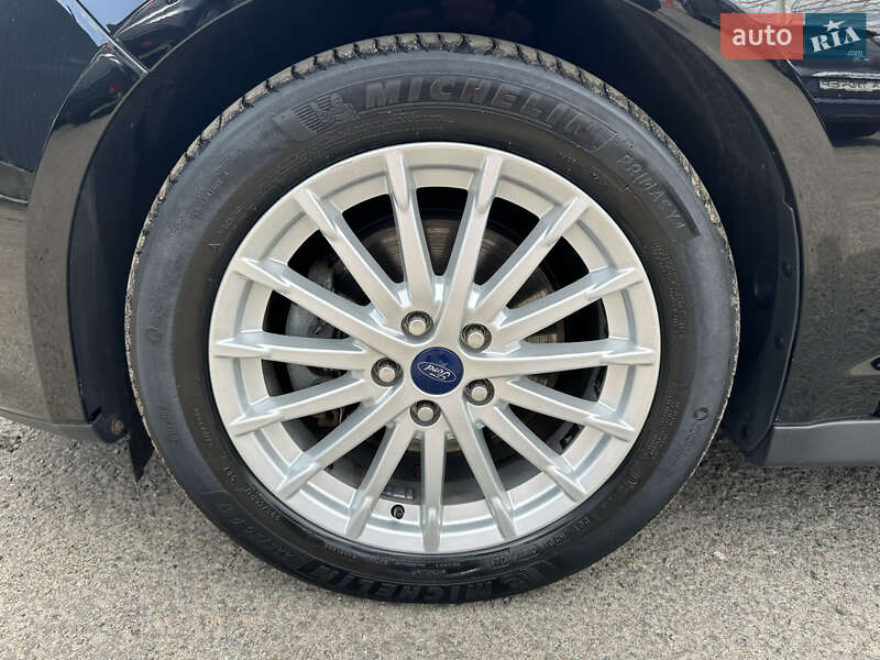 Минивэн Ford C-Max 2016 в Киеве