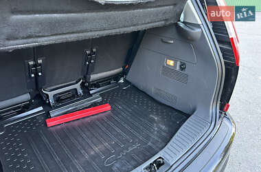 Мінівен Ford C-Max 2009 в 