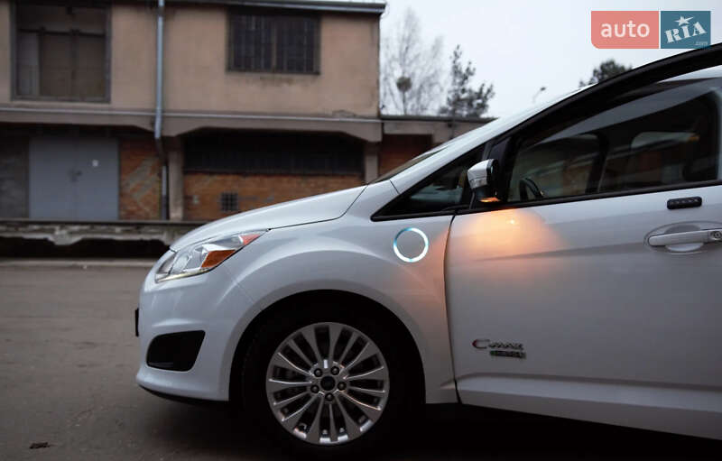 Минивэн Ford C-Max 2017 в Киеве