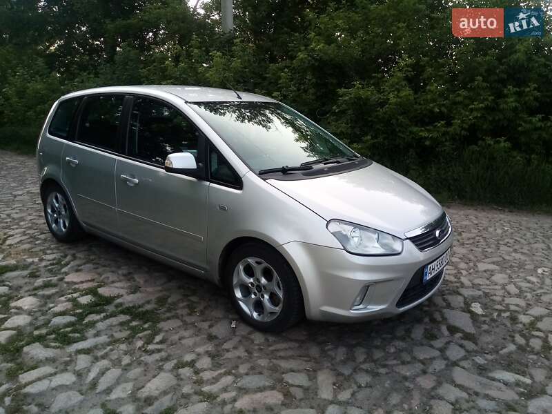 Минивэн Ford C-Max 2010 в Карловке