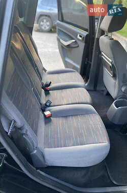 Минивэн Ford C-Max 2009 в 