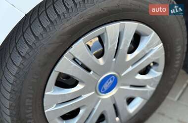 Минивэн Ford C-Max 2012 в 